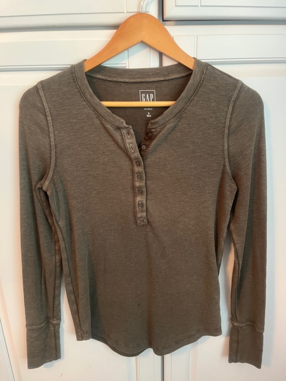 GAP Olive Waffle Henley Top